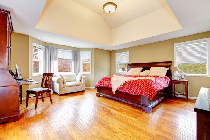 bedroom-hardwood